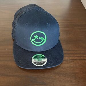 New Era Kids Black and Green Smiley Snapback Hat